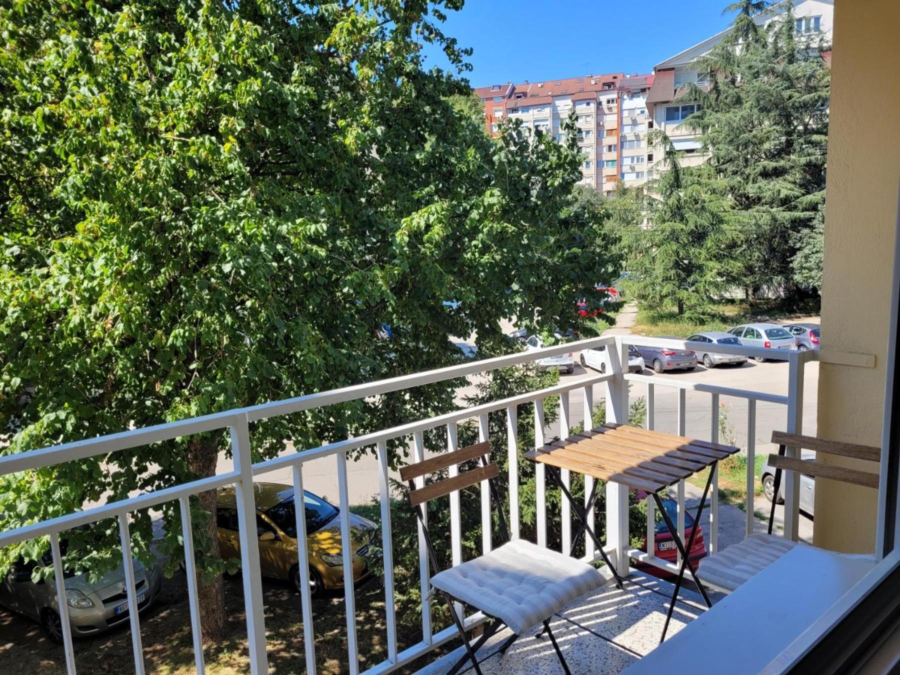 Community Park Apartment Ni Eksteriør billede