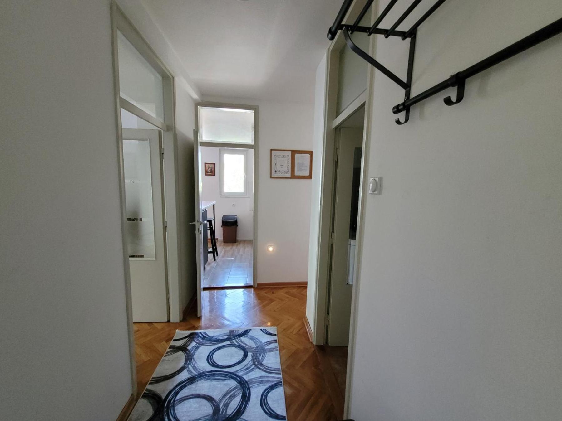 Community Park Apartment Ni Eksteriør billede